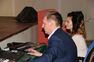 Белов и Козловская за пультом.jpg